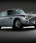 Коллекционер купил Aston Martin с помощью Apple Pay