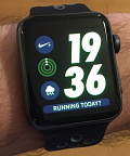 Первые фото и видео с распаковкой Apple Watch Nike+